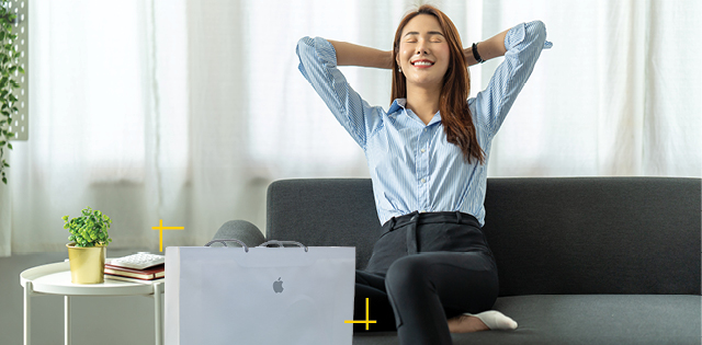 Get the latest gadgets and exclusive rewards when you spend a minimum of RM120,000 with your Maybank Premium cards!